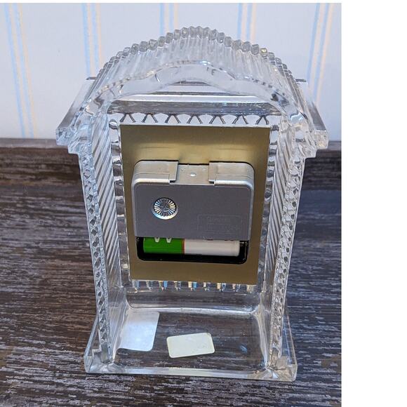 Godinger Crystal Quartz 24 % Crystal Battery Operated Mantel Clock - Picture 2 of 5